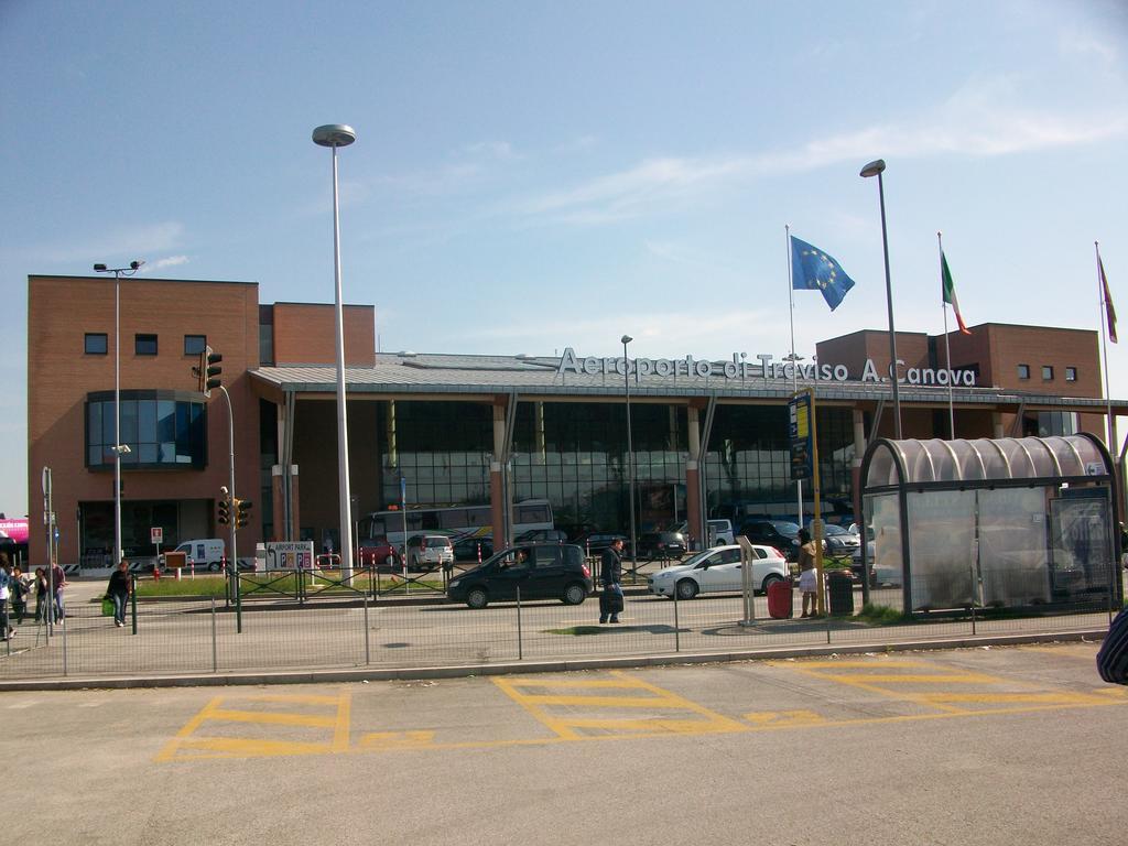 Mamma Mia On Ground Floor With Private Parking Tv-Venice Τρεβίζο Εξωτερικό φωτογραφία